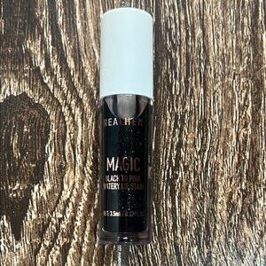 Real Her Magic Black to Pink Lip Stain